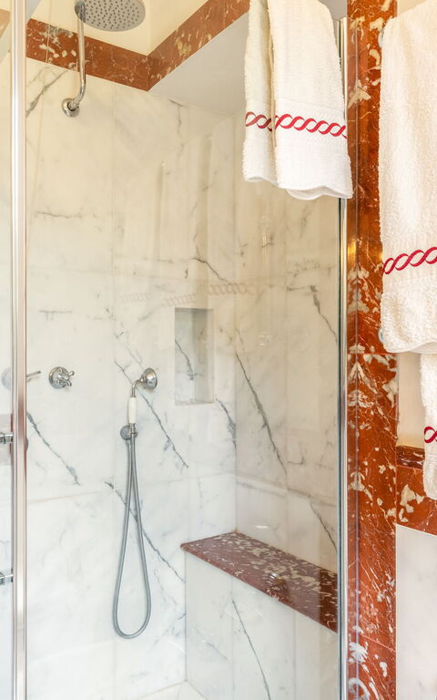 Villa De Ranieri: Bad