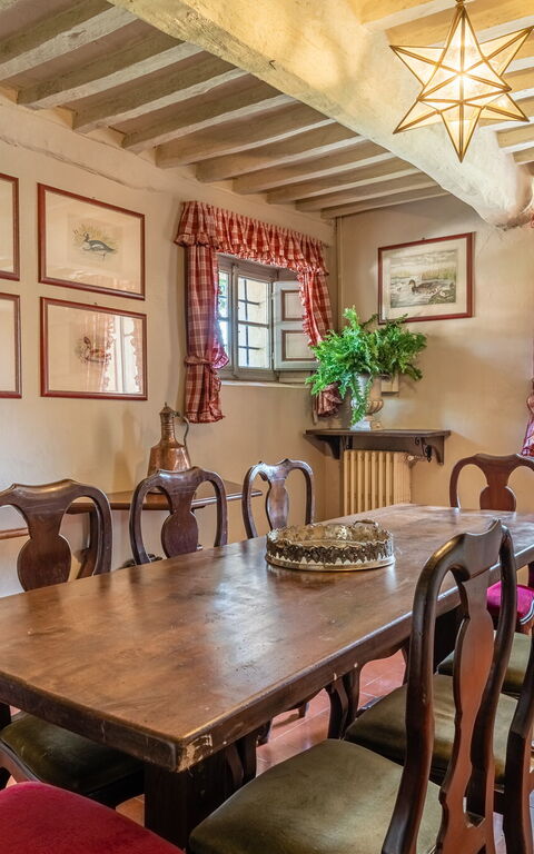 Villa De Ranieri: Esszimmer