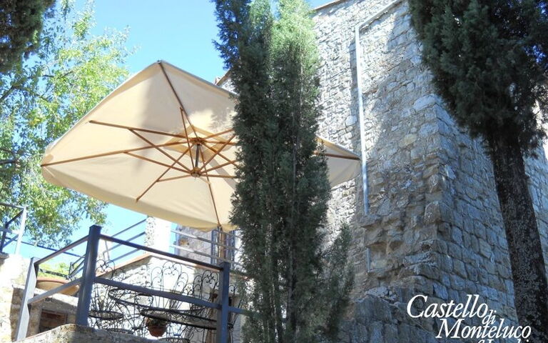 Il Nibbio Del Castello Di Monteluco