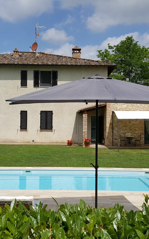 Podere Degli Olivi: Schwimmbad