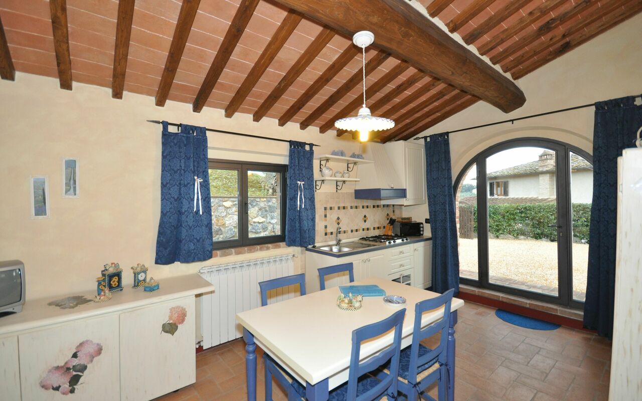 Unterkunft Ortensia: Esszimmer, Küche, Wohnzimmer