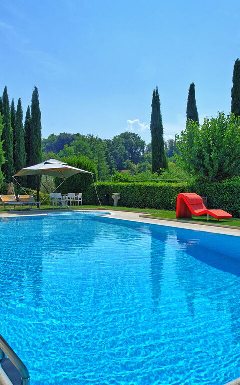 Poggiluglio: Schwimmbad