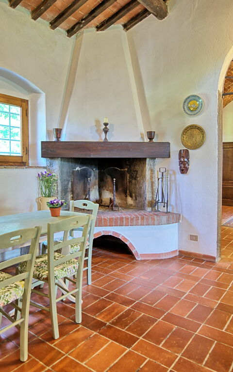 Villa Campogialli: Esszimmer, Küche