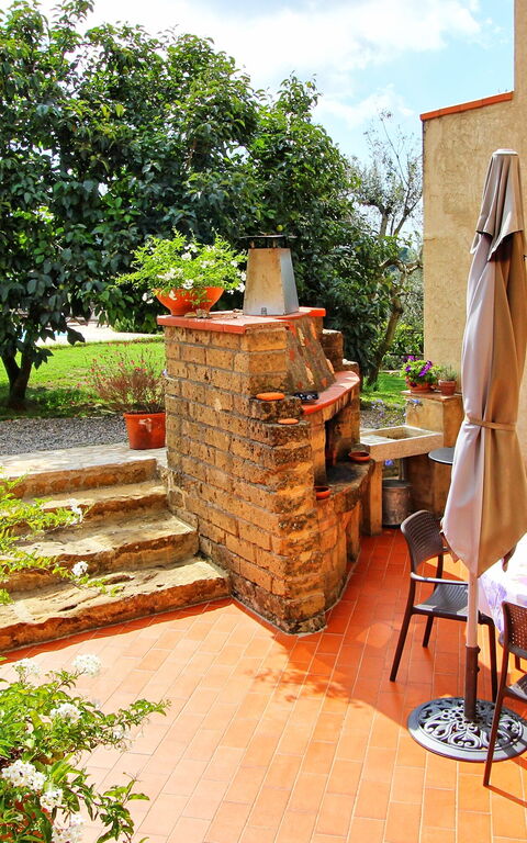 Guardistallo: Draussen