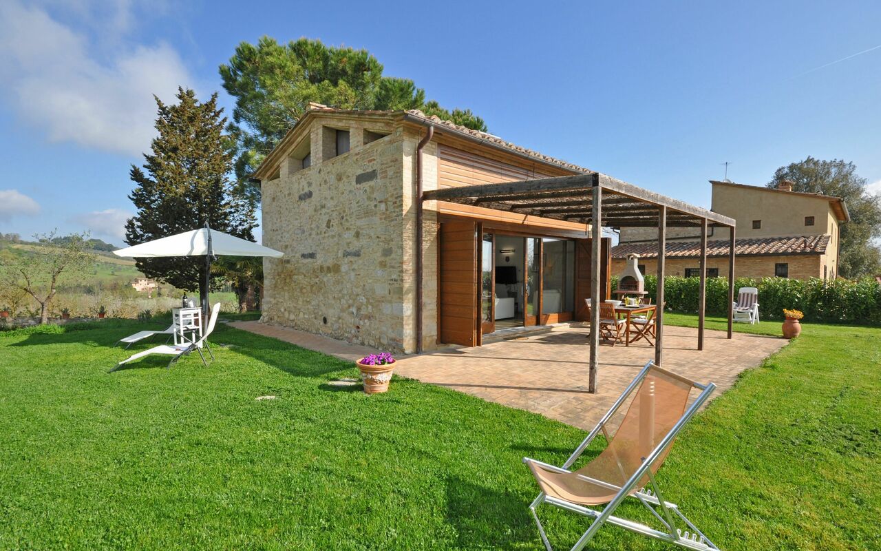 Capannino: Außen, Garten