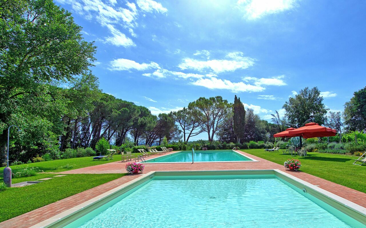 Villa Lorenza: Schwimmbad