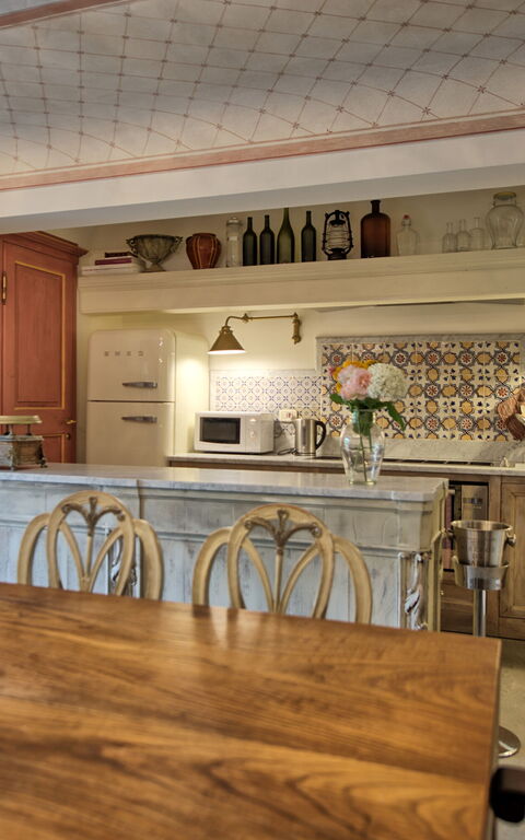 Villa Nova: Esszimmer, Küche