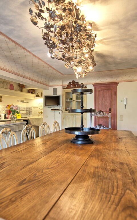 Villa Nova: Esszimmer, Küche