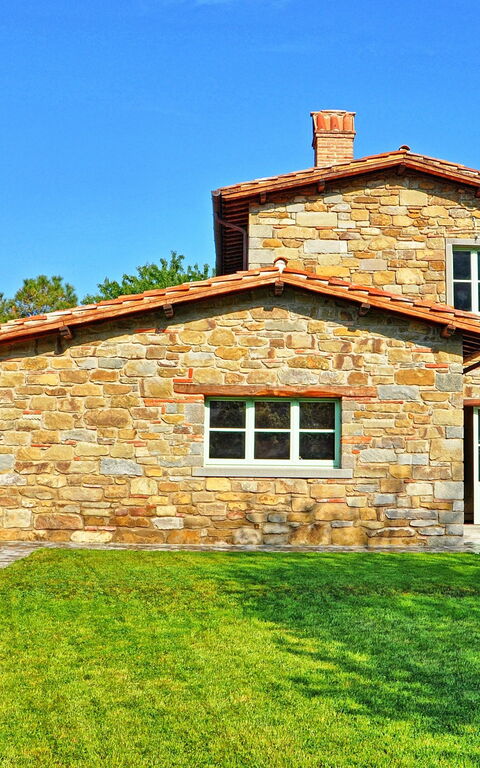 Villa Noceta: Außen, Draussen, Garten