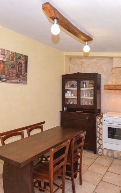 Funghi 2: Esszimmer, Küche