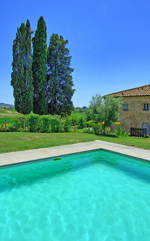 Casale La Valle - Castelfalfi: Ansichten, Garten, Schwimmbad, Sommer