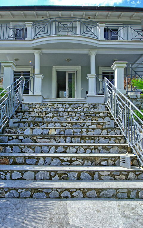 Villa Raffaela: Draussen