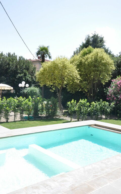 Villa Primula: Schwimmbad