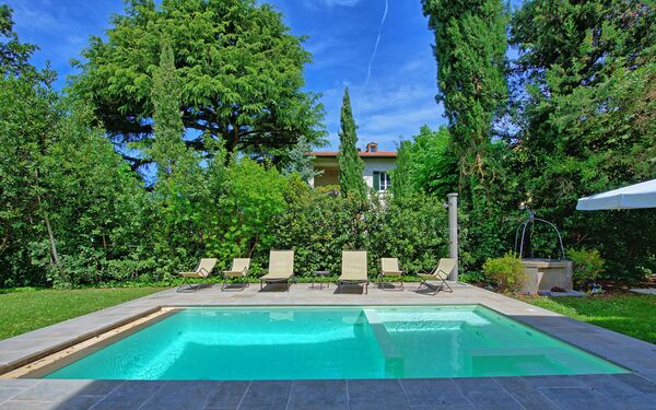 Villa Primula: Schwimmbad