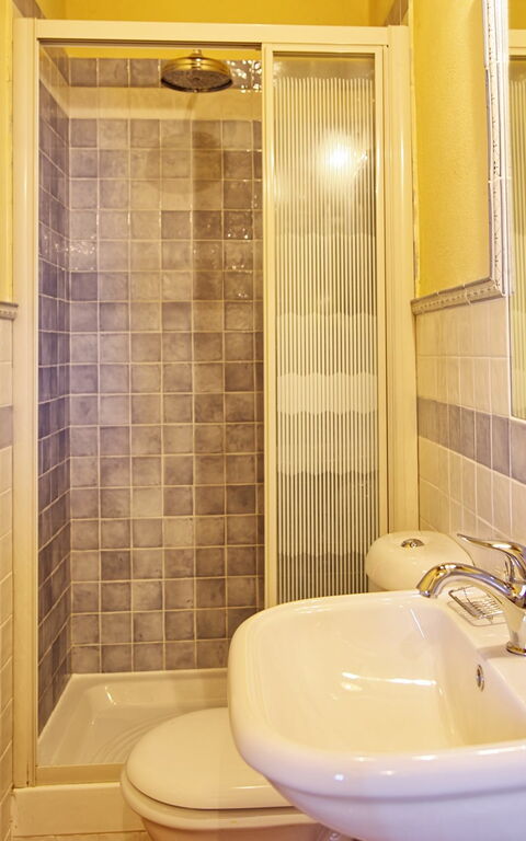 Villa Poggiolino: Bad