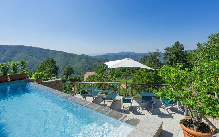 Villa Margherita Tre: Schwimmbad