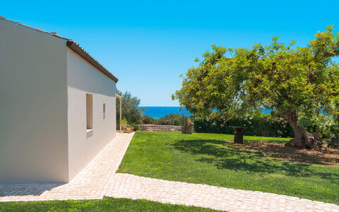 Unterkunft Isla Verde - Carrubi: Ansichten, Außen, Balkon / Terrasse / Patio, Draussen, Garten