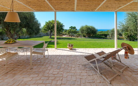 Unterkunft Isla Verde - Ulivi: Ansichten, Außen, Balkon / Terrasse / Patio, Draussen, Garten