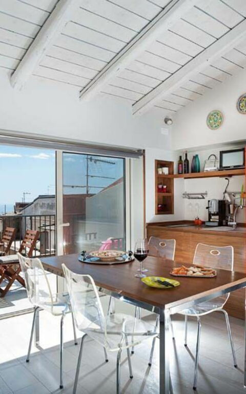 Taormina Suite: Esszimmer, Küche, Wohnzimmer