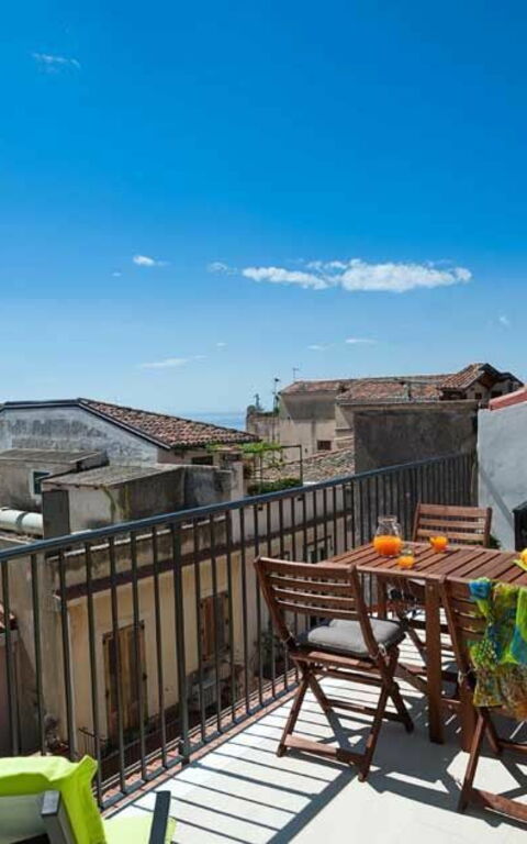 Taormina Suite: Draussen