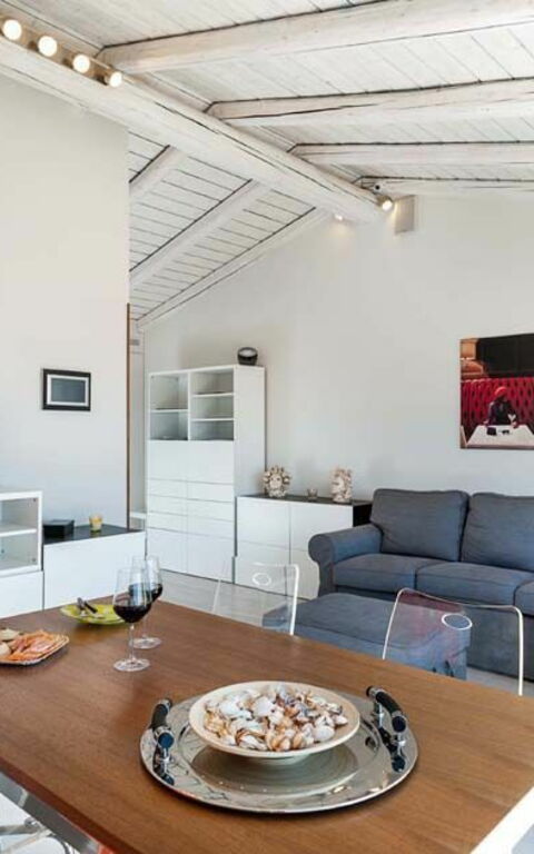 Taormina Suite: Esszimmer, Küche, Wohnzimmer