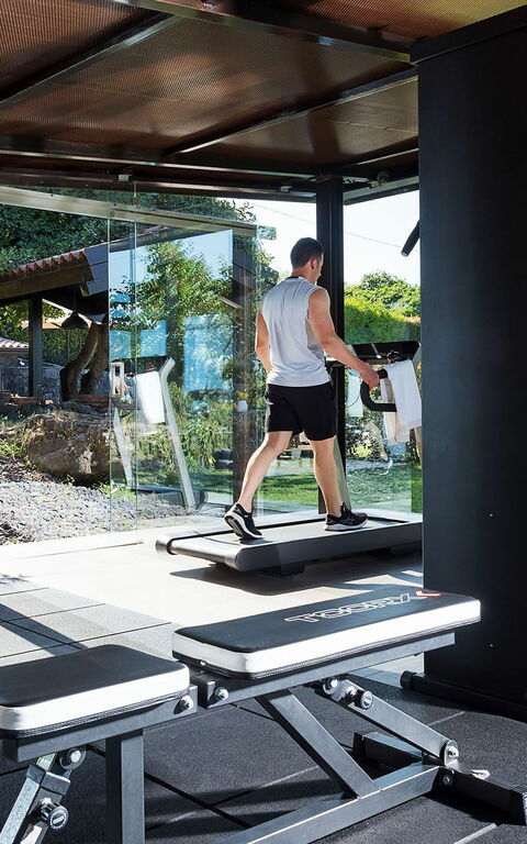 Viagrande: Aktivitäten