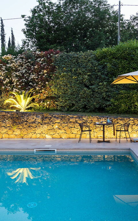 Viagrande: Schwimmbad