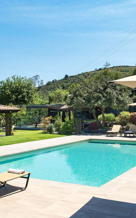 Viagrande: Schwimmbad