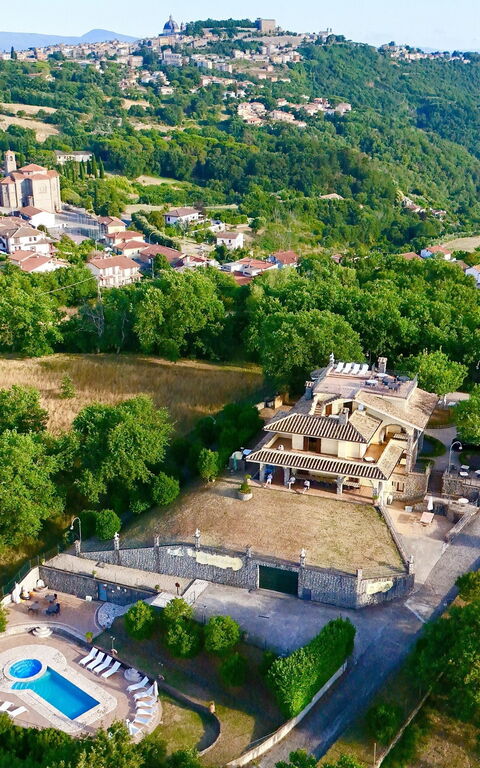 I Gigli Di Bolsena: Ansichten