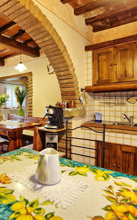 Villa Margherita Uno: Esszimmer, Küche, Wohnzimmer