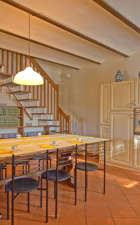 Villa Lorena: Esszimmer, Küche