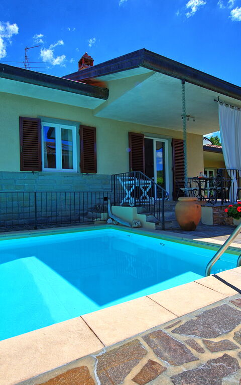 Villa Pratovecchio: Außen, Draussen, Schwimmbad