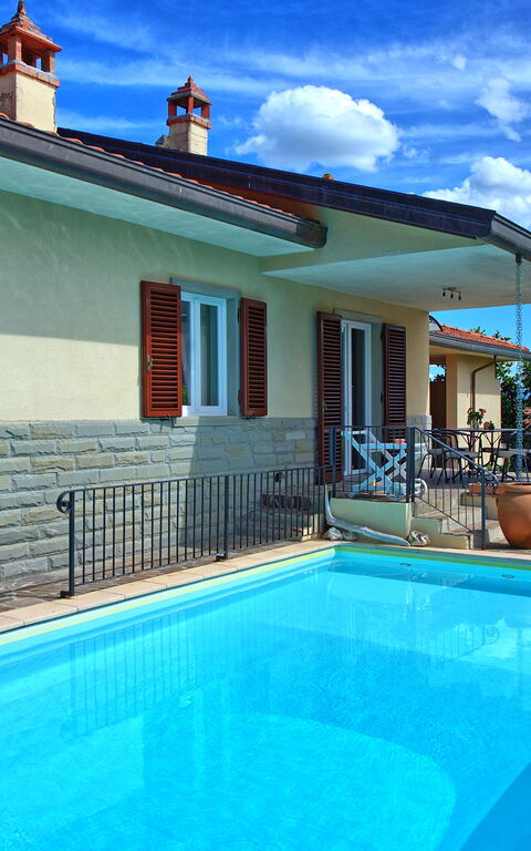 Villa Pratovecchio: Außen, Draussen, Schwimmbad