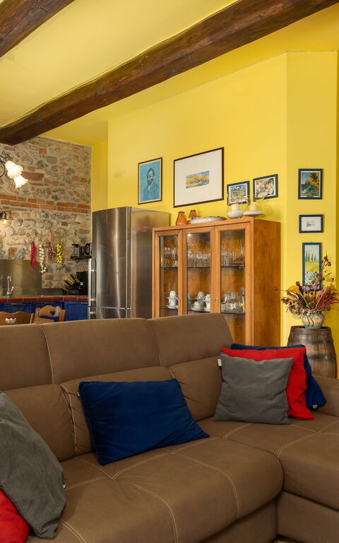 Villa Sabrina: Küche, Wohnzimmer