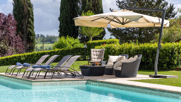 Villa Sabrina: Garten, Schwimmbad