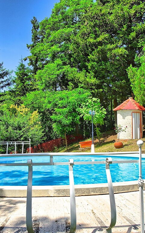 Villa Luciano: Schwimmbad