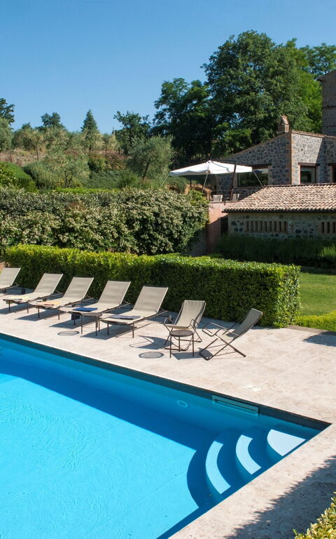 Casale Porano: Außen, Garten, Schwimmbad