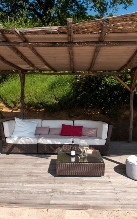 Casale Porano: Außen