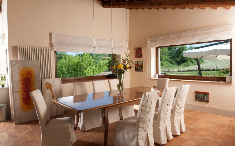 Casale Porano: Esszimmer, Wohnzimmer