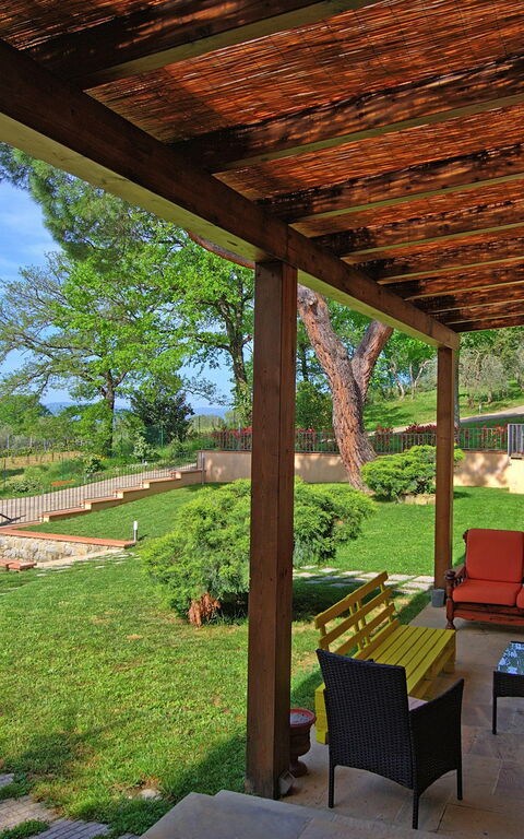 Villa Morandi: Balkon / Terrasse / Patio, Garten