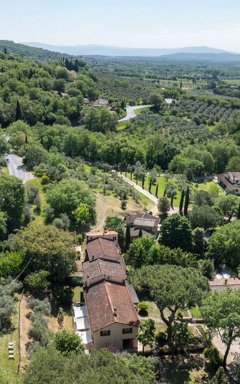 Villa Morandi: Ansichten, Draussen