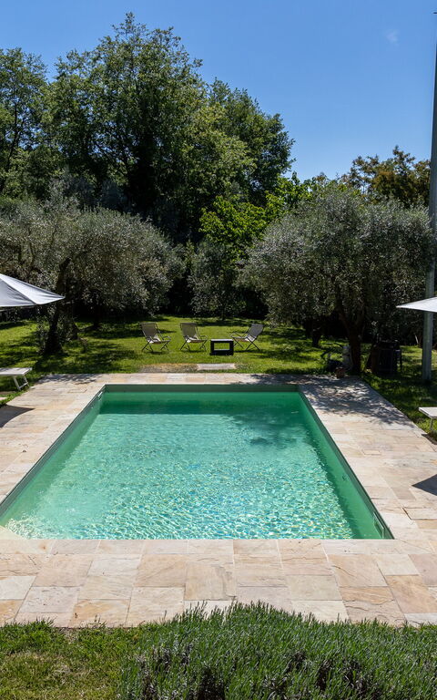 Villa Morandi: Draussen, Garten, Schwimmbad