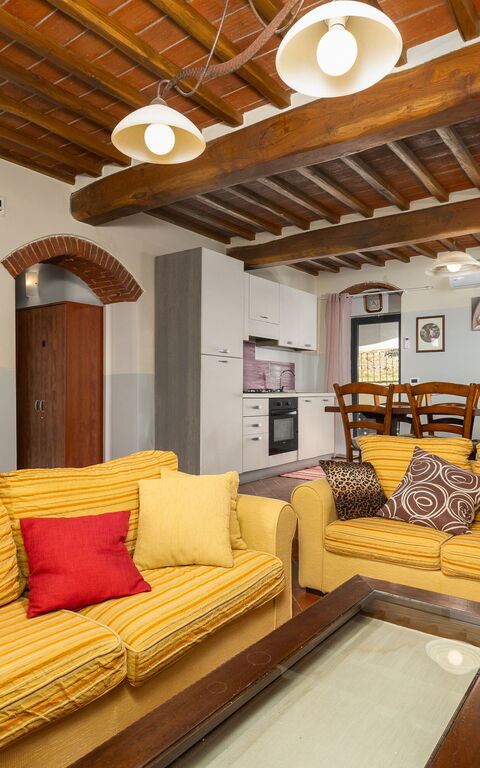Villa Morandi: Esszimmer, Küche, Wohnzimmer