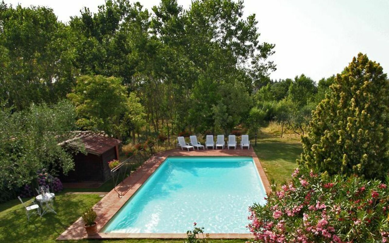 Villa Acacia: Schwimmbad