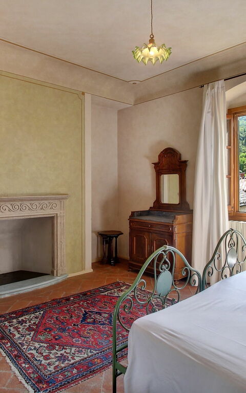 Villa Lucolena: Schlafzimmer