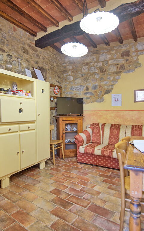 La Ruota: Esszimmer, Küche, Wohnzimmer