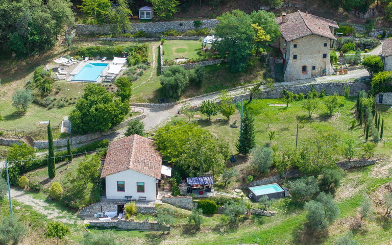 Villa Tenuta Lonciano: Ansichten, Draussen