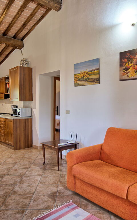 Villa Picchio: Esszimmer, Küche, Wohnzimmer