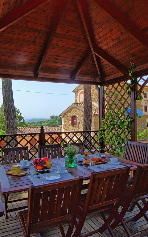 Villa Uccellaia: Balkon / Terrasse / Patio