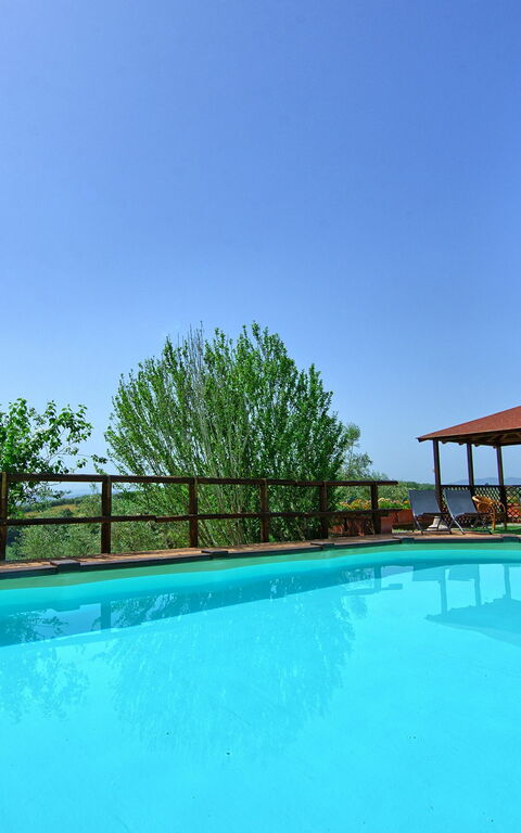 Villa Uccellaia: Schwimmbad